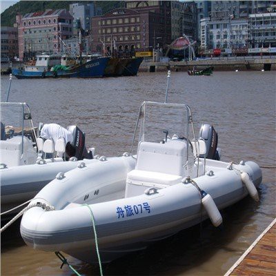 5.4M hogesnelheidspeddelcatamaran